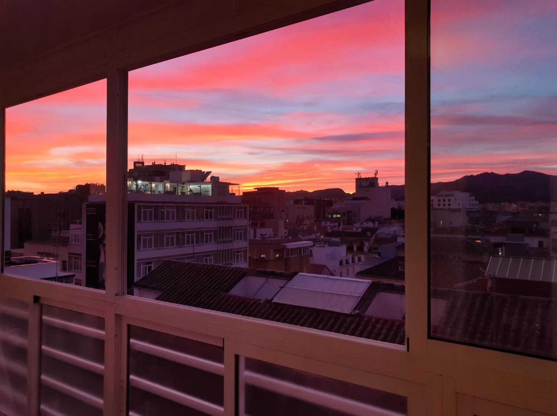 Precioso apartamento con terraza chill out Málaga Esterno foto